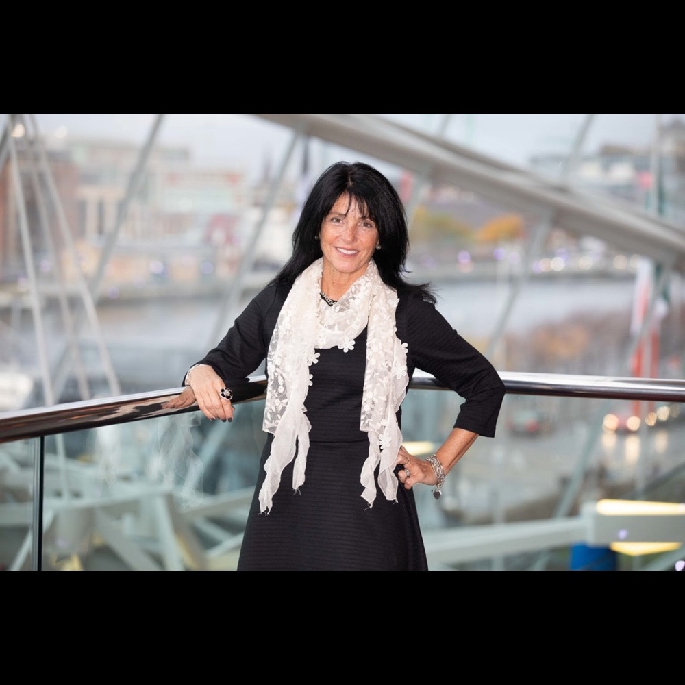 Meet your Posher, Sharon